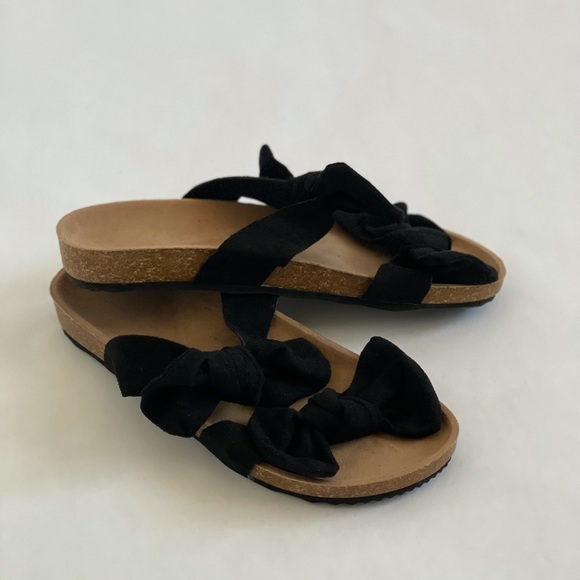 Bow tie sandals - Picture 1 of 3